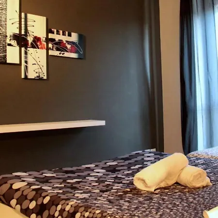 Apartment Yhome | Hospital Maria Vittoria Turin